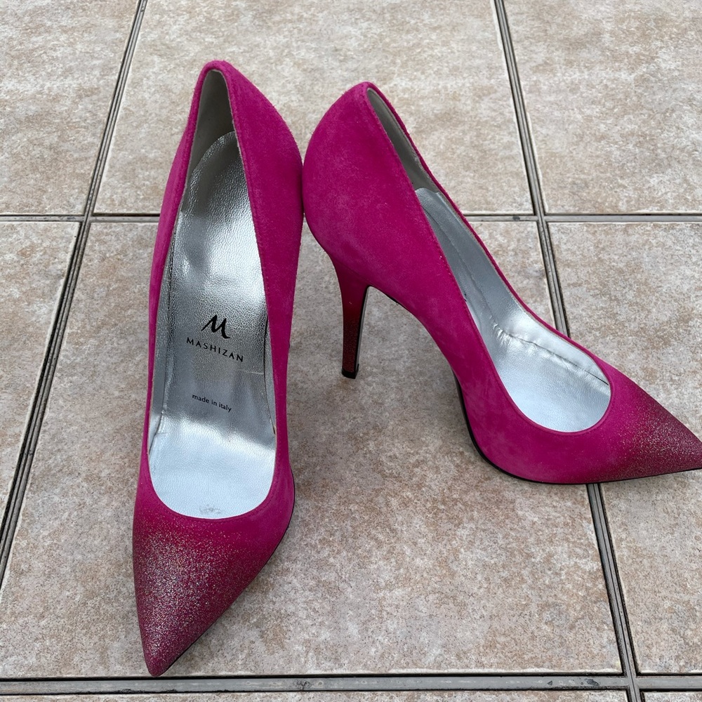 NWOB Mashizan stiletto pumps made in Italy
